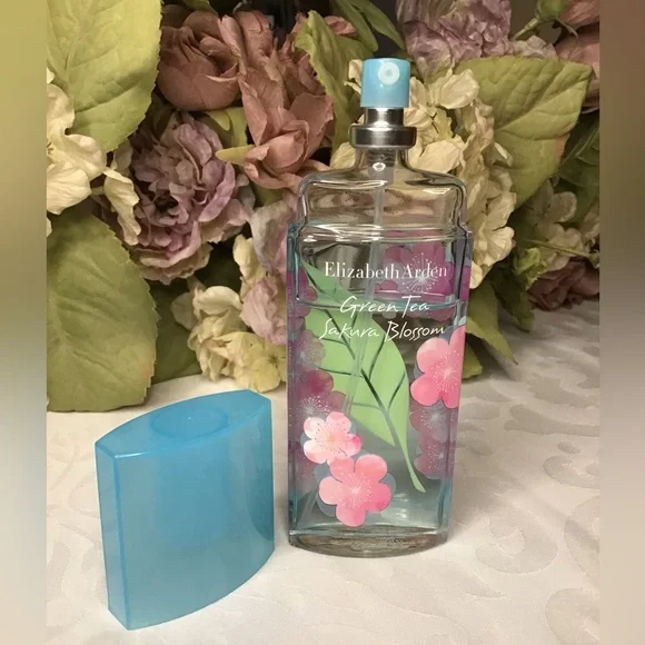 ELIZABETH ARDEN GREEN TEA SAKURA BLOSSOM EAU DE TOILETTE SPRAY - Picture 4 of 7